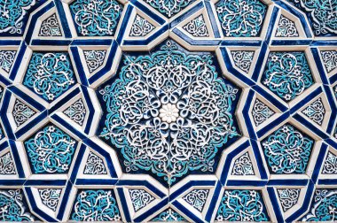 geleneksel oryantal Arap desenli seramik Özbek mozaiği süslemeyle süslenmiş