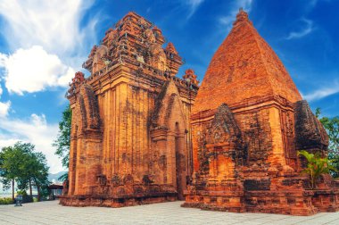 Antik Vietnam Cham Po Nagar Kuleleri Vietnam 'da Nha Trang, Asya' da