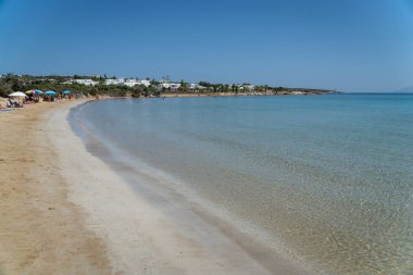 Yunanistan 'ın Paros kentindeki Santa Maria St. Mary Plajı