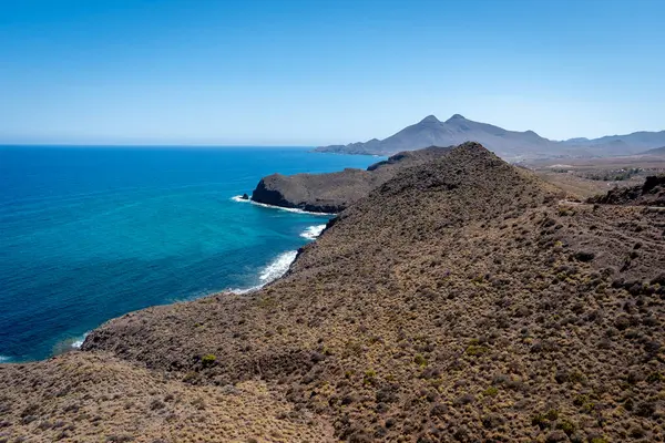 Mirador de la Amatista Almeria, İspanya 'dan Sahile Bakış