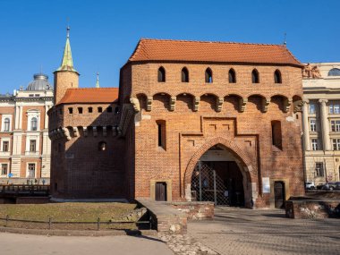 Güneşli bir kış gününde, Polonya 'da insansız tarihi Krakow Barbican. Yüksek kalite fotoğraf