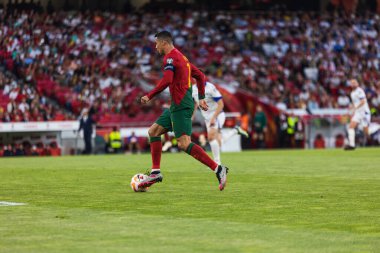 UEFA Euro 2024 ön eleme maçı sırasında Portekiz ve Bosna-Hersek milli takımları arasında Estadio Da Luz, Lizbon, Portekiz 'de oynanan Cristiano Ronaldo. (Maciej Rogowski)