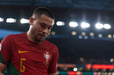 Portekiz ve Bosna-Hersek milli takımları arasında Estadio Da Luz, Lizbon, Portekiz 'de oynanan UEFA Euro 2024 ön eleme maçı sırasında Raphael Guerreiro. (Maciej Rogowski)