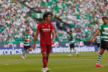 Portekiz, Lizbon 'daki Estadio Jose Alvalade' de, Sporting CP ve Villarreal CF arasında oynanan Trofeu Cinco Violinos maçında Aissa Mandi. (Maciej Rogowski)