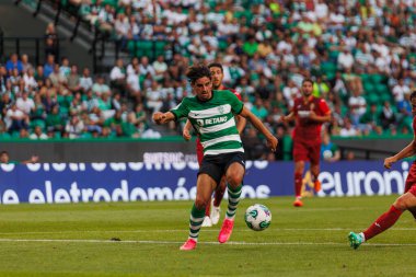 Francisco Trincao, Trofeu Cinco Violinos maçında Sporting CP ve Villarreal CF arasında Estadio Jose Alvalade, Lizbon, Portekiz 'de oynanan dostça bir maçtı. (Maciej Rogowski)