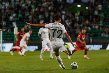 Eduardo Quaresma Trofeu Cinco Violinos sırasında Estadio Jose Alvalade, Lizbon, Portekiz 'de Sporting CP ve Villarreal CF arasında oynanan dostça bir maçtı. (Maciej Rogowski)