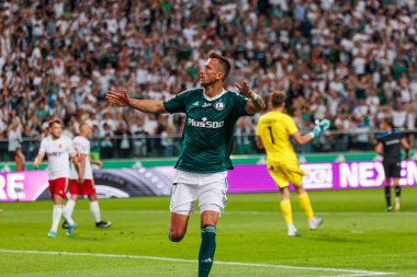 PKO BP Ekstraklasa 2023 / 24 maçında Marshall Jozef Pilsudski 'nin Polonya' daki Legia, Varşova Belediye Stadyumu 'nda Legia Warszawa ve LKS Lodz arasında oynanan maçın taraftarları. (Maciej Rogowski)