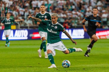 PKO BP Ekstraklasa 2023 / 24 maçında Marshall Jozef Pilsudski 'nin Polonya' daki Legia, Varşova Belediye Stadyumu 'nda Legia Warszawa ve LKS Lodz arasında oynanan maçın taraftarları. (Maciej Rogowski)