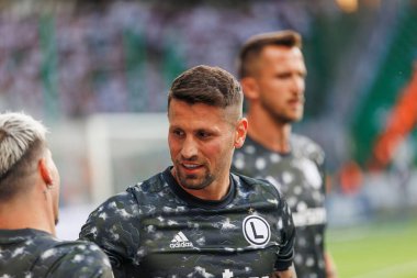 PKO BP Ekstraklasa 2023 / 24 maçında Marshall Jozef Pilsudski 'nin Polonya' daki Legia, Varşova Belediye Stadyumu 'nda Legia Warszawa ve LKS Lodz arasında oynanan maçın taraftarları. (Maciej Rogowski)