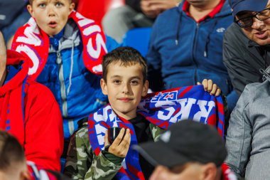 UEFA Şampiyonlar Ligi 2023 / 24 2. eleme turu sırasındaki taraftarlar Rakow Czestochowa ve Kazag FK arasında Miejski Stadion Pilkarski RKS Rzestochowa, Czestochowa, Polonya. (Maciej Rogowski)