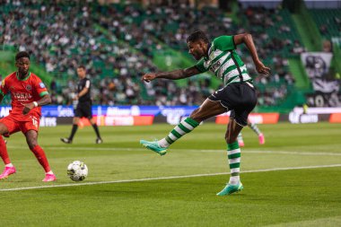 Liga Portugal 2022 / 23 maçında Matheus Reis, Estadio Jose Alvalade, Lizbon, Portekiz 'de Sporting CP ve CS Maritimo arasında. (Maciej Rogowski)