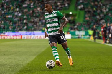 Portekiz Ligi 2022 / 23 maçında Arthur Gomes ile Portekiz 'deki Estadio Jose Alvalade' de oynayan CS Maritimo arasında. (Maciej Rogowski)