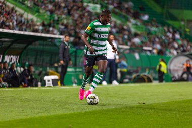 Portekiz Ligi 2022 / 23 maçında Estadio Jose Alvalade, Lizbon 'da Sporting CP ve CS Maritimo arasında Issahaku Fatawu. (Maciej Rogowski)