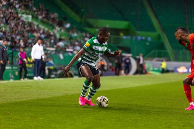 Portekiz Ligi 2022 / 23 maçında Estadio Jose Alvalade, Lizbon 'da Sporting CP ve CS Maritimo arasında Issahaku Fatawu. (Maciej Rogowski)