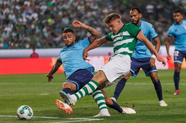 Viktor Gyokeres, Portekiz 'in Lizbon şehrinde Estadio Jose Alvalade' de oynayan Sporting CP ile FC Vizela arasında oynanan maçta 23 / 24 'lük bir gol attı. (Maciej Rogowski)