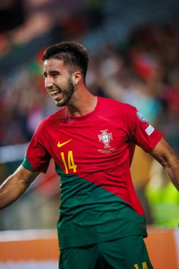 Goncalo Inacio, UEFA Euro 2024 eleme maçında Portekiz ve Lüksemburg milli takımları arasında Faro 'nun Estadio Algarve kentinde attığı golü kutlar. (Maciej Rogowski)