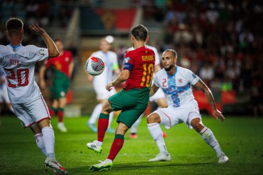 UEFA Euro 2024 eleme maçında Portekiz ve Lüksemburg milli takımları arasında Estadio Algarve, Faro 'da oynanan Bernardo Silva. (Maciej Rogowski)
