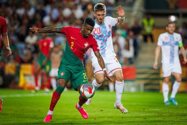 Nelson Semedo, Timothe Rupil UEFA Euro 2024 eleme maçında Portekiz ve Lüksemburg milli takımları arasında Estadio Algarve, Faro 'da oynandı. (Maciej Rogowski)