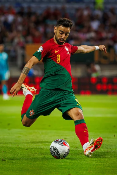 Bruno Fernandes, UEFA Euro 2024 eleme maçında Portekiz ve Lüksemburg milli takımları arasında Estadio Algarve, Faro 'da oynandı. (Maciej Rogowski)