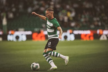 Liga Portugal maçında Nuno Santos, Sporting CP ile Moreirense FC arasında Estadio Jose Alvalade, Lizbon, Portekiz 'de oynanan 23 / 24 maçında. (Maciej Rogowski)