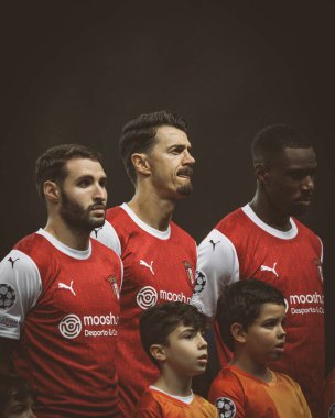 UEFA Şampiyonlar Ligi 2023 / 24 maçında Braga 'nın oyuncuları Estadio Municipal de Braga, Portekiz' de SC Braga ve SSC Napoli arasında oynanacak. (Maciej Rogowski)