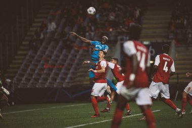 x, UEFA Şampiyonlar Ligi 2023 / 24 maçında Portekiz 'in Braga şehrinde Estadio Municipal de Braga' da SC Braga ve SSC Napoli arasında oynanır. (Maciej Rogowski)