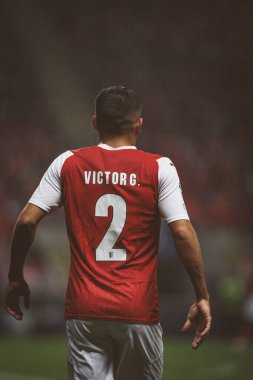 Victor Gomez, UEFA Şampiyonlar Ligi 2023 / 24 maçında Portekiz 'in Braga şehrinde Estadio Municipal de Braga' da SC Braga ve SSC Napoli arasında oynandı. (Maciej Rogowski)