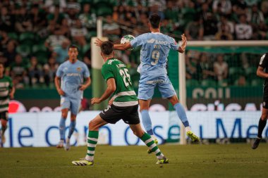 Goncalo Inacio, Leonardo Ruiz Liga Portekiz 'de 23 / 24 Estadio Jose Alvalade, Lizbon, Portekiz' de Sporting CP ve Rio Ave FC arasında oynanan maçta. (Maciej Rogowski)