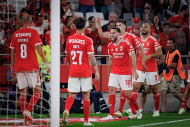 Lizbon 'daki Estadio Da Luz' da oynayan SL Benfica ile FC Porto arasında oynanan Liga Portekiz Betclic maçında Orkun Kokcu. (Maciej Rogowski)