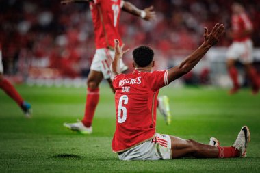 Alexander Bah, Liga Portekiz Betclic maçında SL Benfica ile FC Porto arasında Estadio Da Luz, Lizbon 'da oynandı. (Maciej Rogowski)