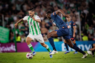 La Liga maçında Mouctar Diakhaby, Isco Real Betis ile Valencia CF arasında Estadio Benito Villamarin, Seville 'de oynanacak. (Maciej Rogowski)