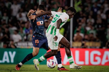 La Liga 'da Real Betis ile Valencia CF arasında oynanan maçta Cenk Özkacar, Assane Diao Estadio Benito Villamarin, Seville' de. (Maciej Rogowski)
