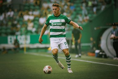 Viktor Gyokeres UEFA Avrupa Ligi sırasında Portekiz 'deki Estadio Jose Alvalade' de Sporting CP ve Atalanta BC arasında oynanan 23 / 24 maçında. (Maciej Rogowski)