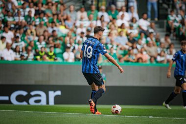 UEFA Avrupa Ligi sırasında Berat Djimsiti, Portekiz 'deki Estadio Jose Alvalade' de Sporting CP ve Atalanta BC arasında oynanan 23 / 24 maçında. (Maciej Rogowski)