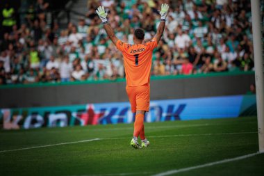 Juan Musso, UEFA Avrupa Ligi sırasında Portekiz 'deki Estadio Jose Alvalade' de Sporting CP ve Atalanta BC arasında oynanan 23 / 24 maçında. (Maciej Rogowski)