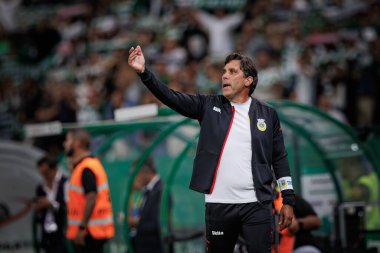 Daniel Ramos, Liga Portekiz Betclic maçında Arouca 'nın koçu. 23 / 24 Estadio Jose Alvalade, Lizbon, Portekiz' de Sporting CP ve FC Arouca arasında. (Maciej Rogowski)