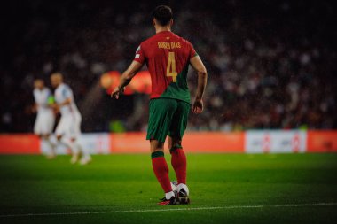 Ruben Dias UEFA Euro 2024 eleme maçında Portekiz ve Slovakya milli takımları arasında Estadio do Dragao, Porto 'da oynandı. (Maciej Rogowski)