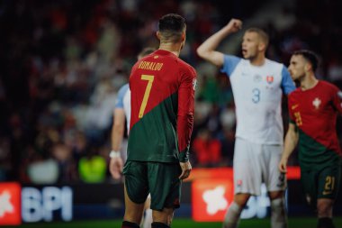 UEFA Euro 2024 eleme maçı sırasında Portekiz ve Slovakya milli takımları arasında Estadio do Dragao, Porto 'da oynanan Cristiano Ronaldo. (Maciej Rogowski)