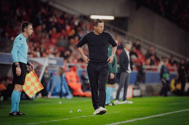 Roger Schmidt UEFA Şampiyonlar Ligi sırasında SL Benfica ile Real Sociedad arasında oynanan maçta Estadio Da Luz, Lizbon, Portekiz 'de. (Maciej Rogowski)