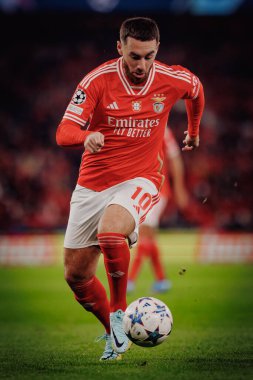 Orkun Kokcu UEFA Şampiyonlar Ligi sırasında SL Benfica ile Real Sociedad arasında oynanan maçta Estadio Da Luz, Lizbon, Portekiz 'de oynandı. (Maciej Rogowski)