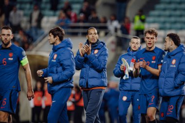 Hollanda 'nın oyuncuları, Gibraltar ve Hollanda milli takımları Estadio Algarve, Loule, Faro, Portekiz milli takımları arasında oynanan UEFA Euro 2024 ön eleme maçında taraftarlarıyla kutlama yaptılar. (Maciej Rogowski)