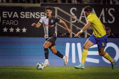 Liga Portekiz maçında Bachir Belloumi SC Farense ile FC Arouca, Estadio de Sao Luis, Faro, Portekiz arasında 23 / 24 maç oynadı. (Maciej Rogowski)