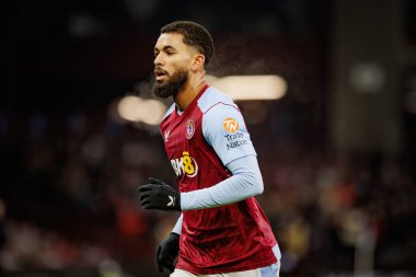 Douglas Luiz, UEFA Avrupa Konferans Ligi 'nde Aston Villa FC ile Legia Warszawa arasında oynanan 23 / 24 karşılaşmasında Birmingham, İngiltere' de Villa Park 'ta yer aldı. (Maciej Rogowski)