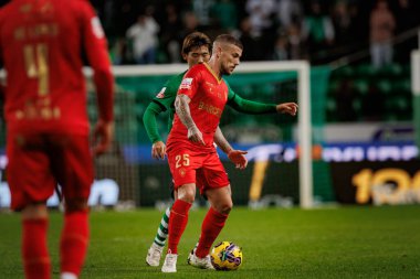 Portekiz Ligi maçında Pedro Tiba ile Portekiz Süper Ligi 'nde Gil Vicente FC, Estadio Jose Alvalade, Lizbon, Portekiz arasında 23 / 24 maç vardı. (Maciej Rogowski)