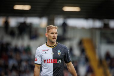 Portekiz Ligi maçında Goncalo Silva, SC Farense ile Vitoria SC, Estadio de Sao Luis, Faro, Portekiz arasında 23 / 24 maç oynadı. (Maciej Rogowski)