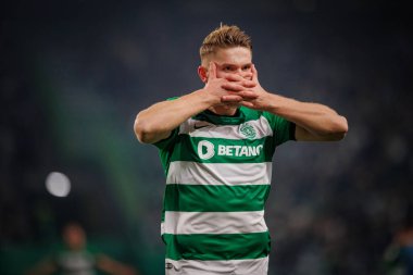 Viktor Gyokeres, Liga Portekiz 'de Sporting CP ile FC Porto, Estadio Jose Alvalade, Lizbon, Portekiz arasında oynanan 23 / 24' lük maçta attığı golü kutluyor. (Maciej Rogowski)
