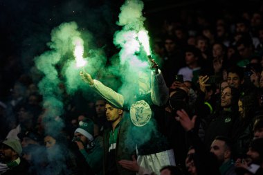 Liga Portugal maçında taraftarlar, Sporting CP ile FC Porto, Estadio Jose Alvalade, Lizbon, Portekiz arasında 23 / 24 maç yaptı. (Maciej Rogowski)