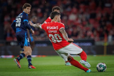 Nicolas Otamendi Taca de Portugal maçında SL Benfica ile FC Famalicao arasında oynanan 23 / 24 'lük dördüncü tur maçında Estadio Da Luz, Lizbon' da oynandı. (Maciej Rogowski)