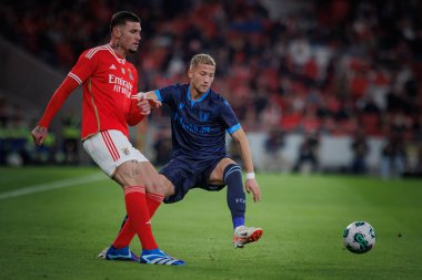 Morato, Theo Fonseca Taca de Portugal maçında SL Benfica ile FC Famalicao arasında oynanan 23 / 24 dördüncü tur maçında Estadio Da Luz, Lizbon, Portekiz 'de oynandı. (Maciej Rogowski)