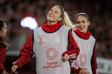 Paige Almendariz UEFA Kadınlar Ligi sırasında SL Benfica ve Eintracht Frankfurt arasında oynanan 23 / 24 maçında Estadio Da Luz, Lizbon, Portekiz 'de. (Maciej Rogowski)